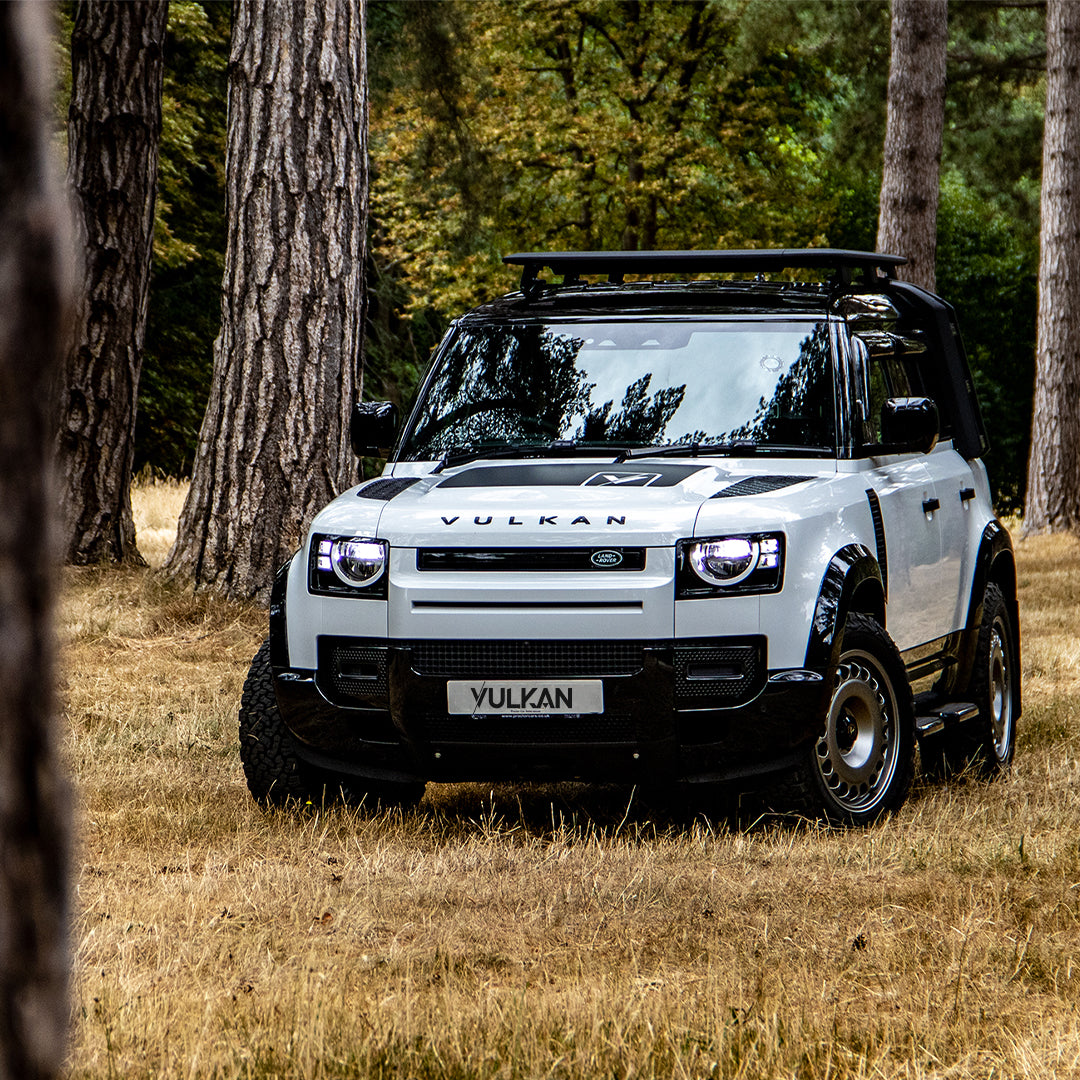 Defender L663 Matt Bonnet Decal - 90 / 110 / 130 Position 3