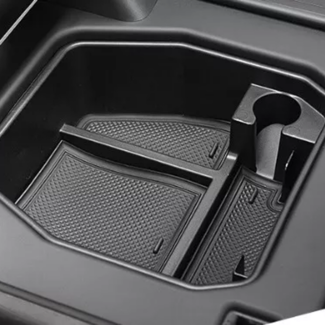 Defender L663 Armrest Storage Insert Position 2