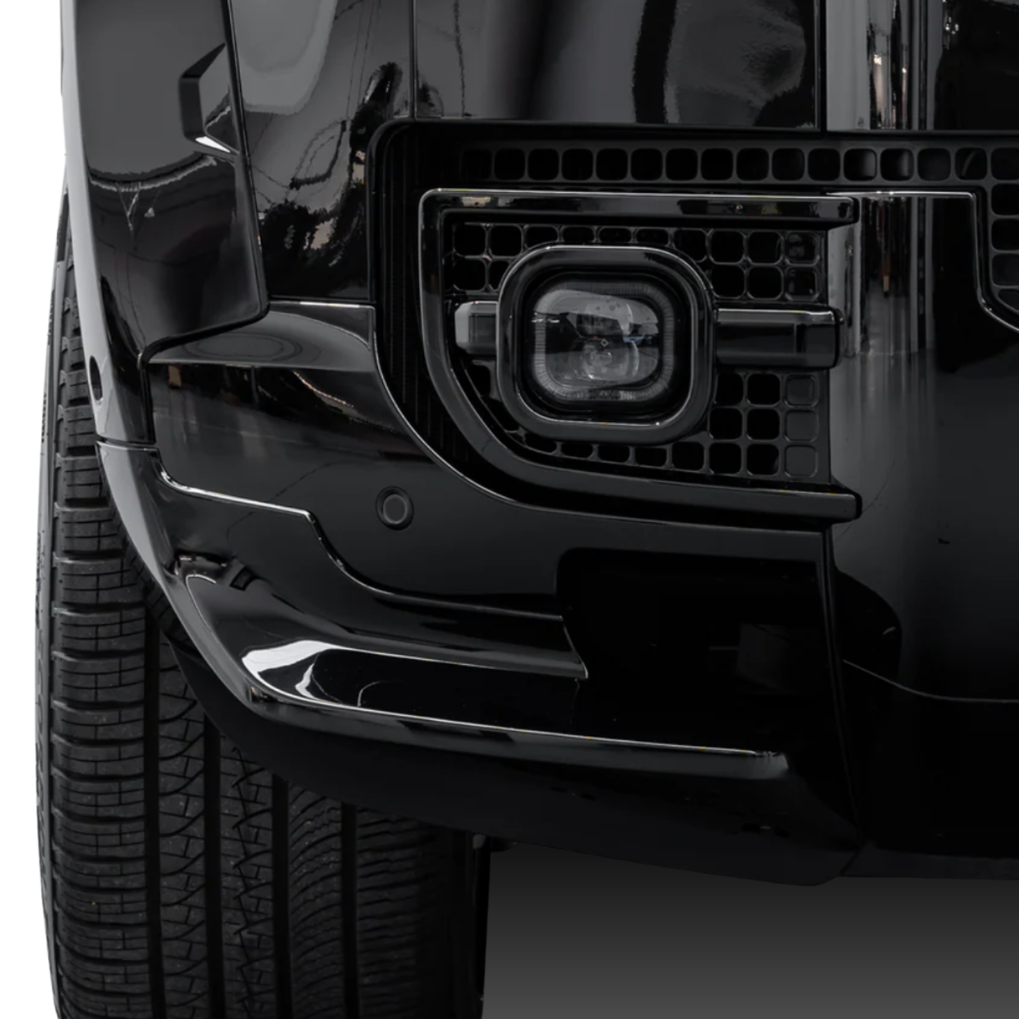 Defender L663 Square Fog Light / DRL Position 3