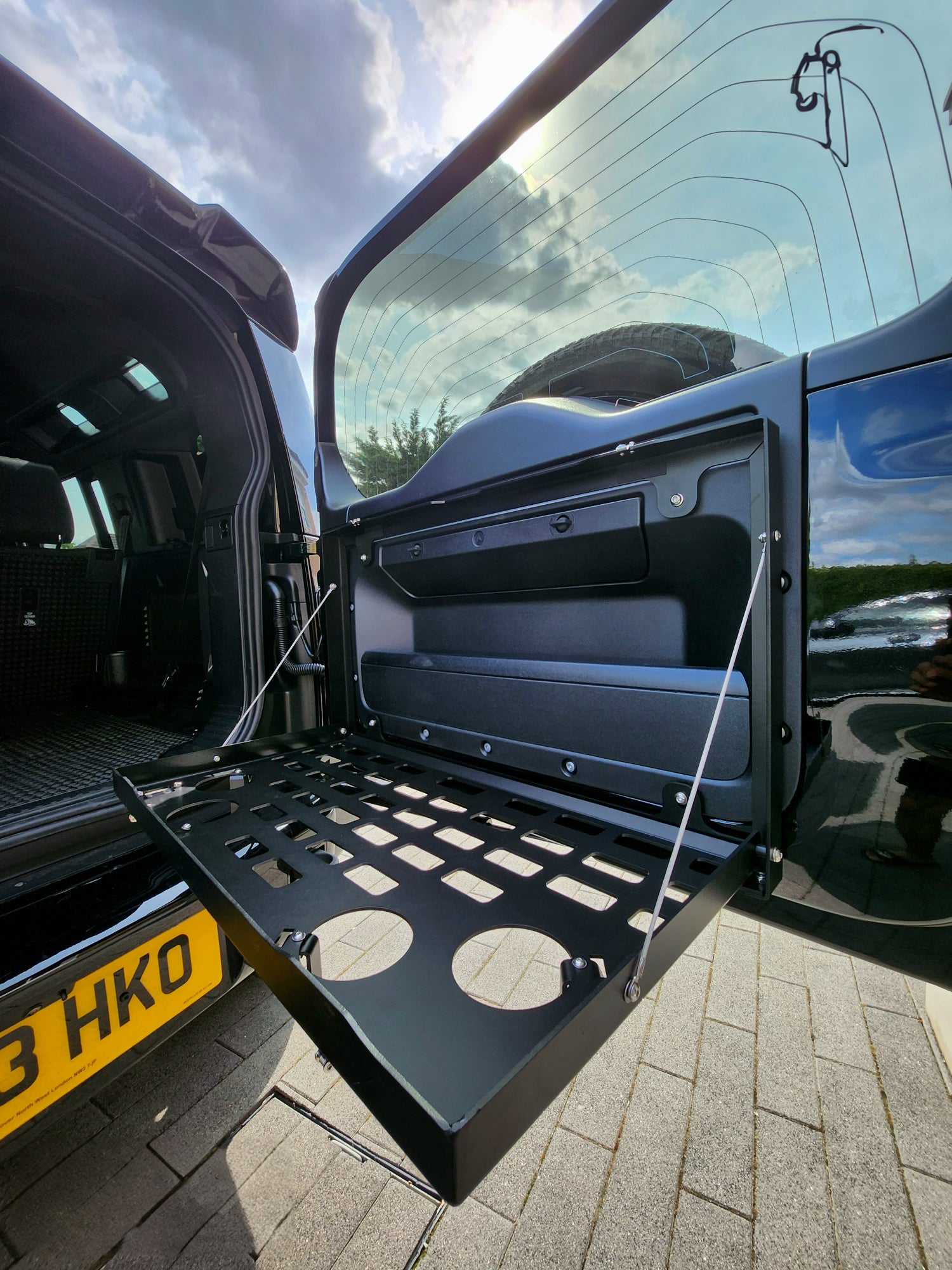 Defender L663 Tailgate Table / Rear Door Table Position 4