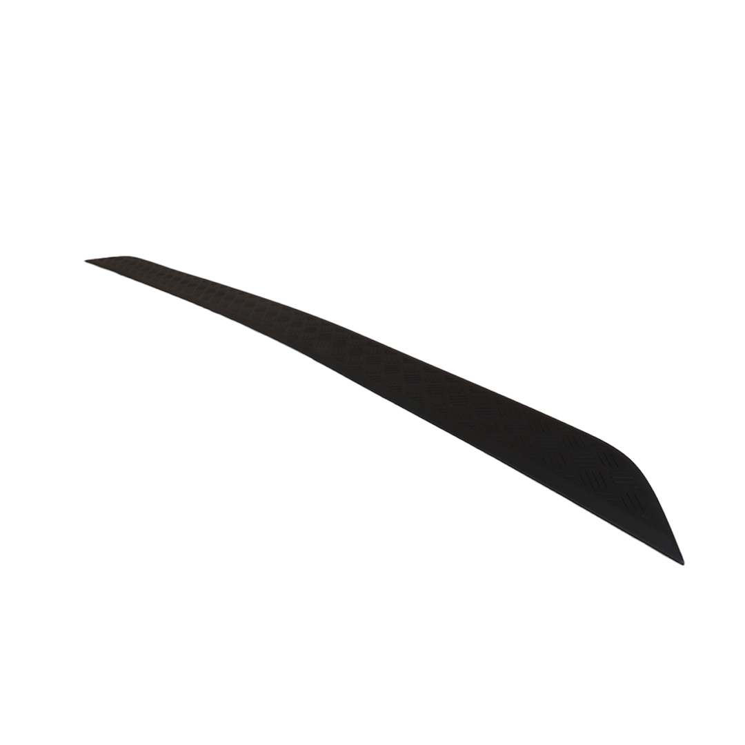 Defender L663 Chequer Plate Tailgate Scratchplate Position 4